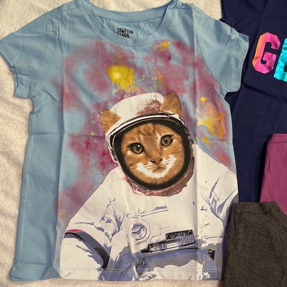 NEW! Girls short sleeve T-shirts 4 in a pack - size 4 - Picture 4 of 6